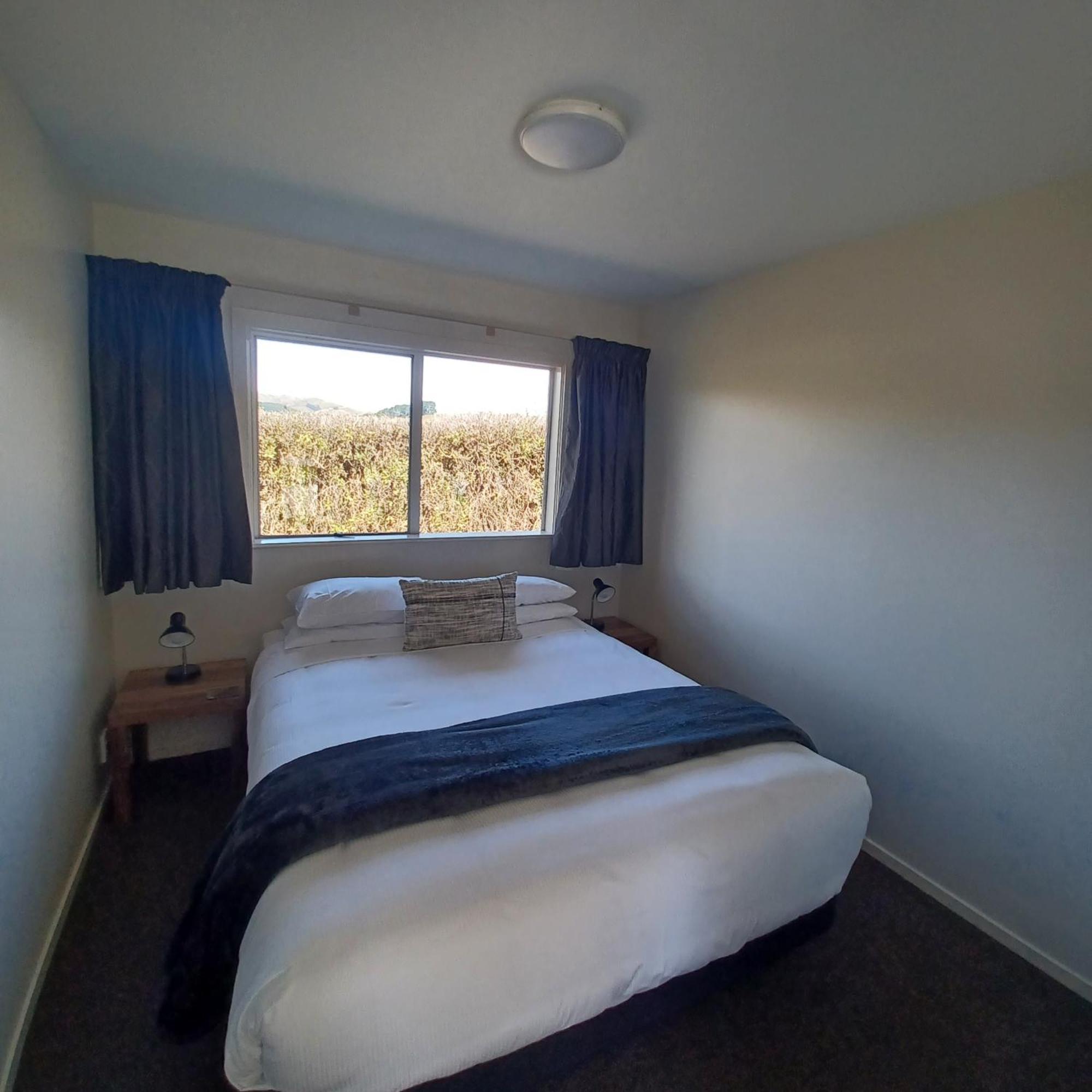 Flaxbourne Motels Ward Exterior photo